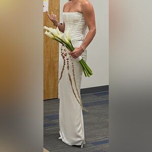 Elegant White Strapless Wedding Dress